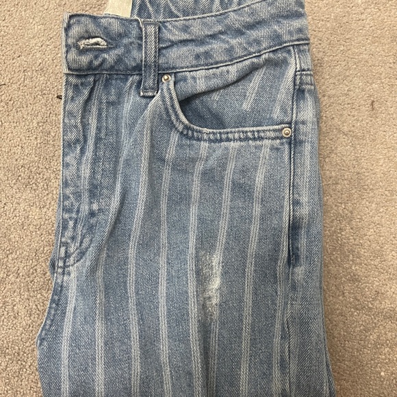 TOPSHOP Mom Jeans - Picture 3 of 4